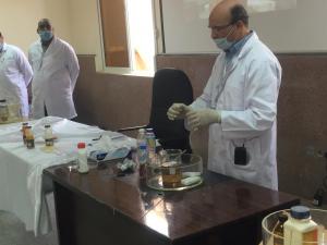 Jamoum Department of Chemistry Holds (How to Deal with Chemical Substances) Course for Civil Defense Officers